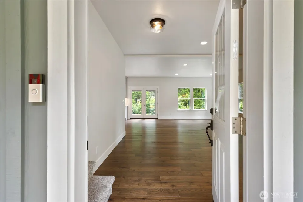 36651 Tamarack Drive NE Hansville, WA 98340