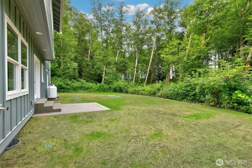 36651 Tamarack Drive NE Hansville, WA 98340