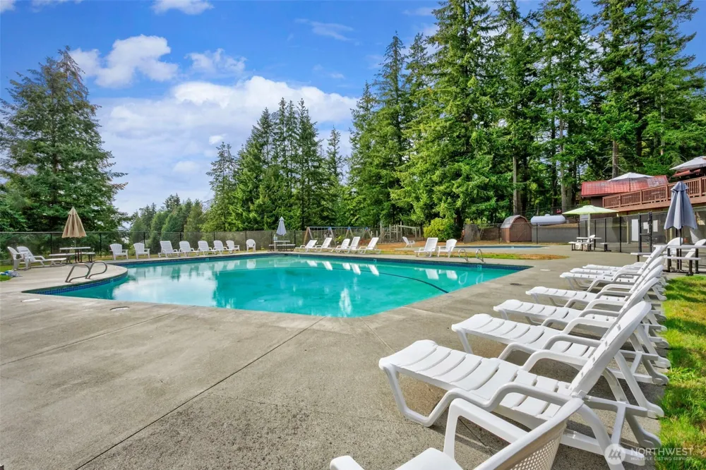 36651 Tamarack Drive NE Hansville, WA 98340