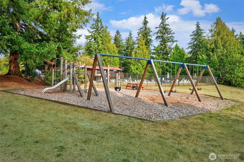 36651 Tamarack Drive NE Hansville, WA 98340