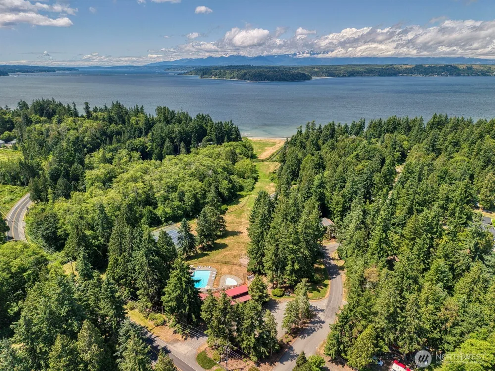 36651 Tamarack Drive NE Hansville, WA 98340