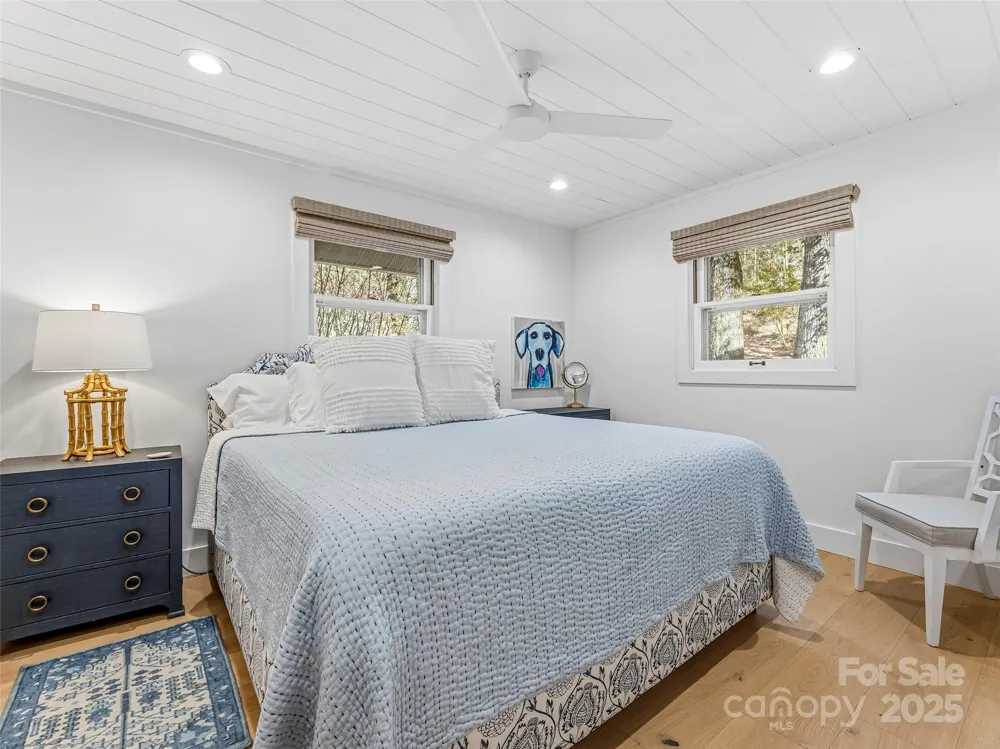 40 Toxaway Landing Drive Lake Toxaway, NC 28747