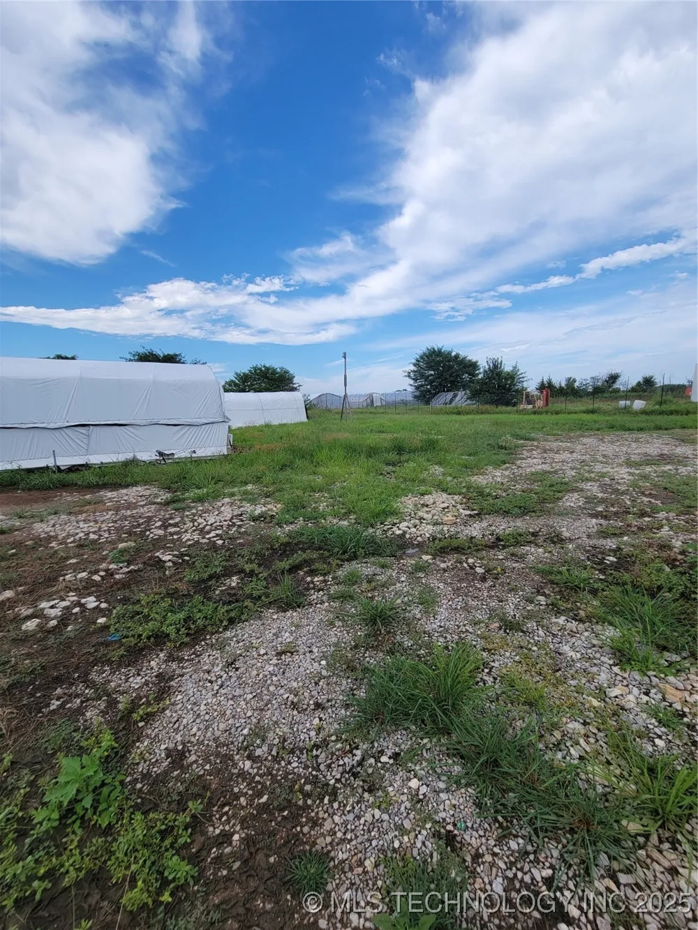 28761 Johnson Road Maud, OK 74854