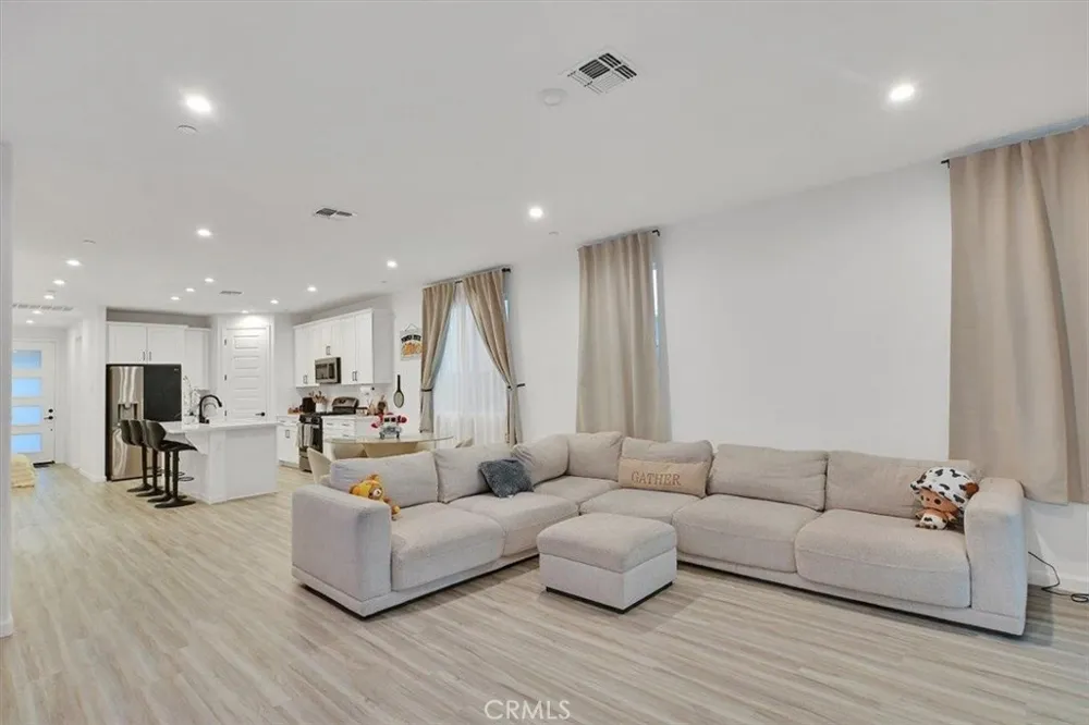 2064 Englebright Way Plumas Lake, CA 95961