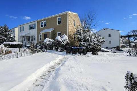 32 Vernon Terrace #1