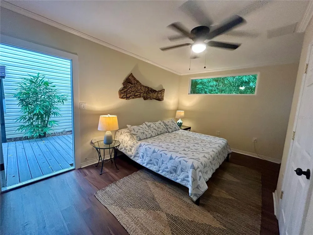 5618 20TH AVENUE S Gulfport, FL 33707