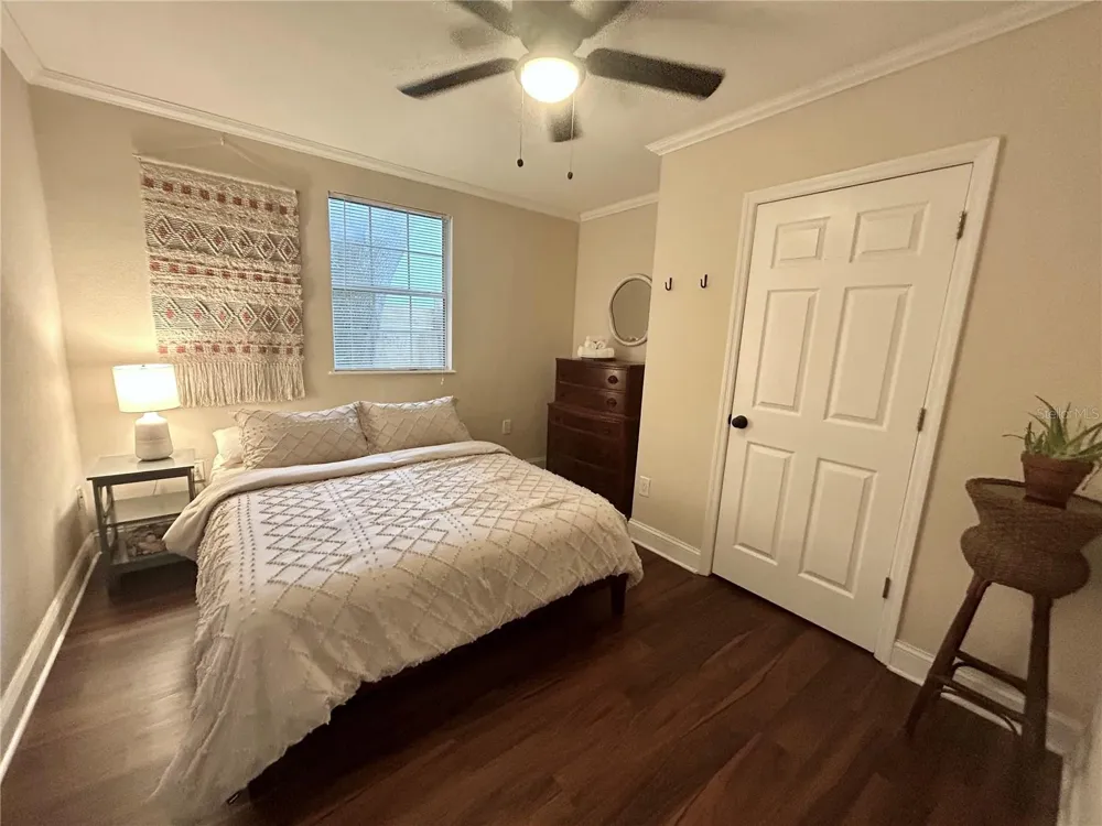 5618 20TH AVENUE S Gulfport, FL 33707