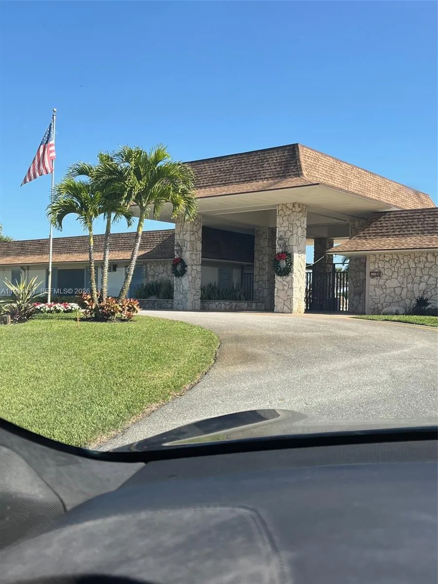 56007 Amparo Bay Boynton Beach, FL 33436