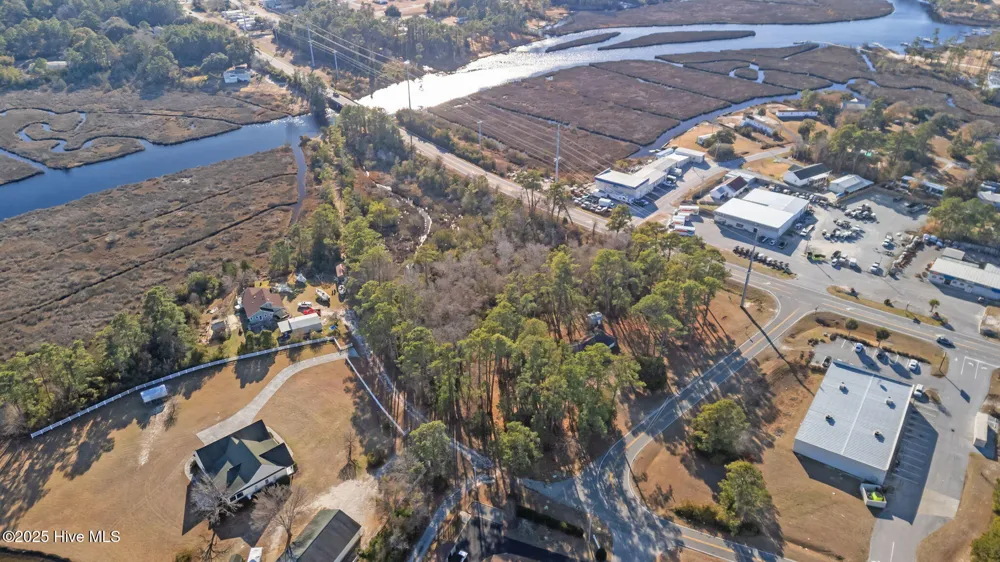 118 Whitehouse Fork Road Peletier, NC 28584