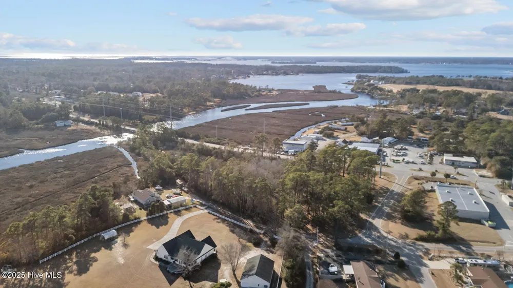 118 Whitehouse Fork Road Peletier, NC 28584
