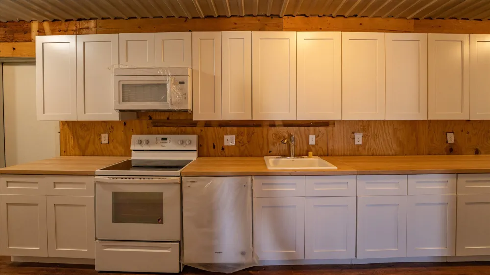 2485 County Road 258 Cameron, TX 76520