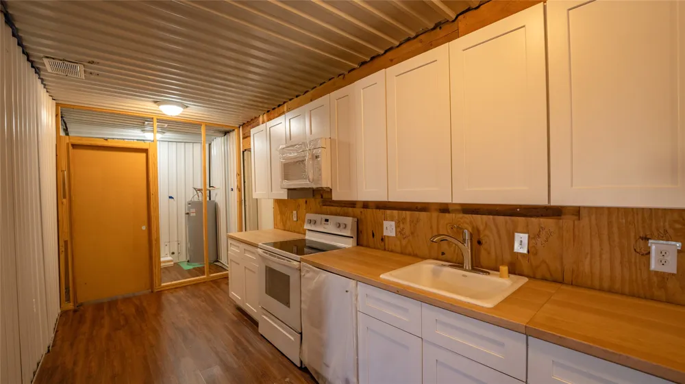2485 County Road 258 Cameron, TX 76520