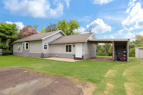 703 Pecan Valley Drive