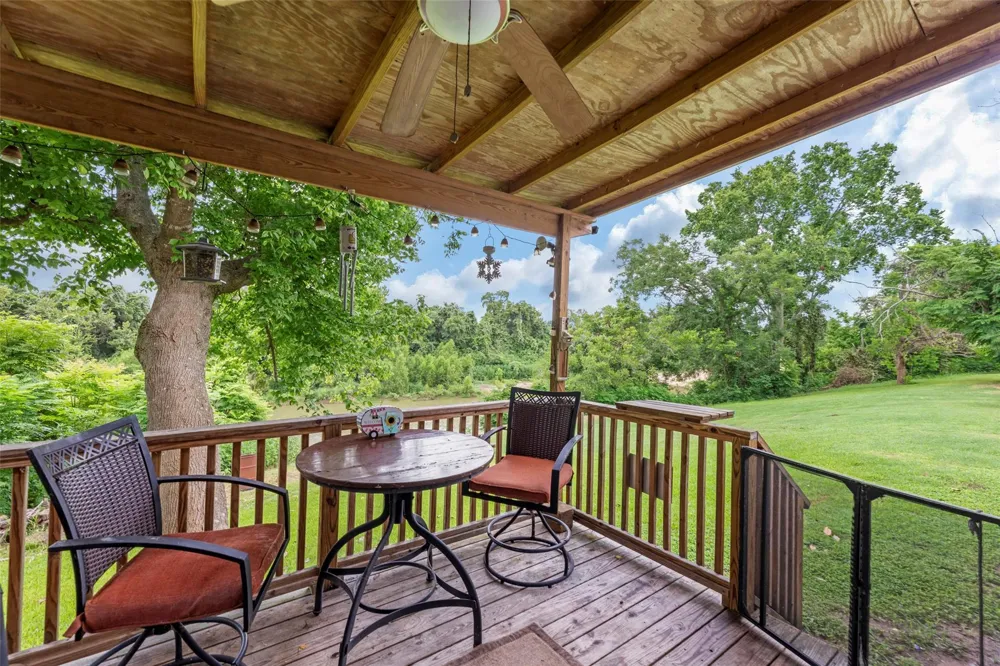 703 Pecan Valley Drive Wharton, TX 77488