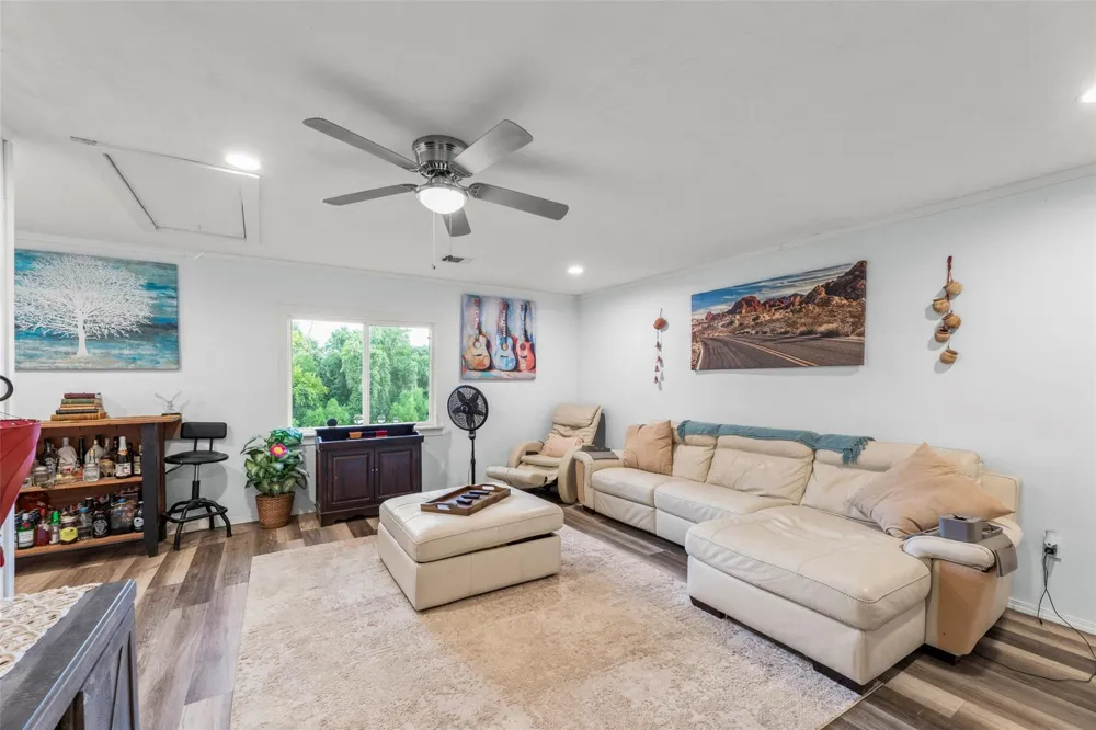 703 Pecan Valley Drive Wharton, TX 77488