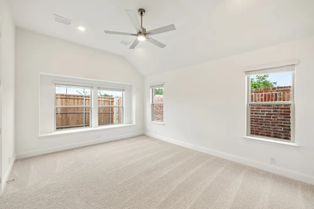 2300 Legacy Oaks Lane Bedford, TX 76021