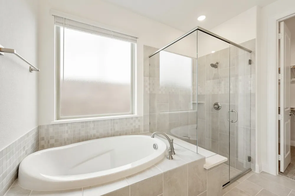 2300 Legacy Oaks Lane Bedford, TX 76021