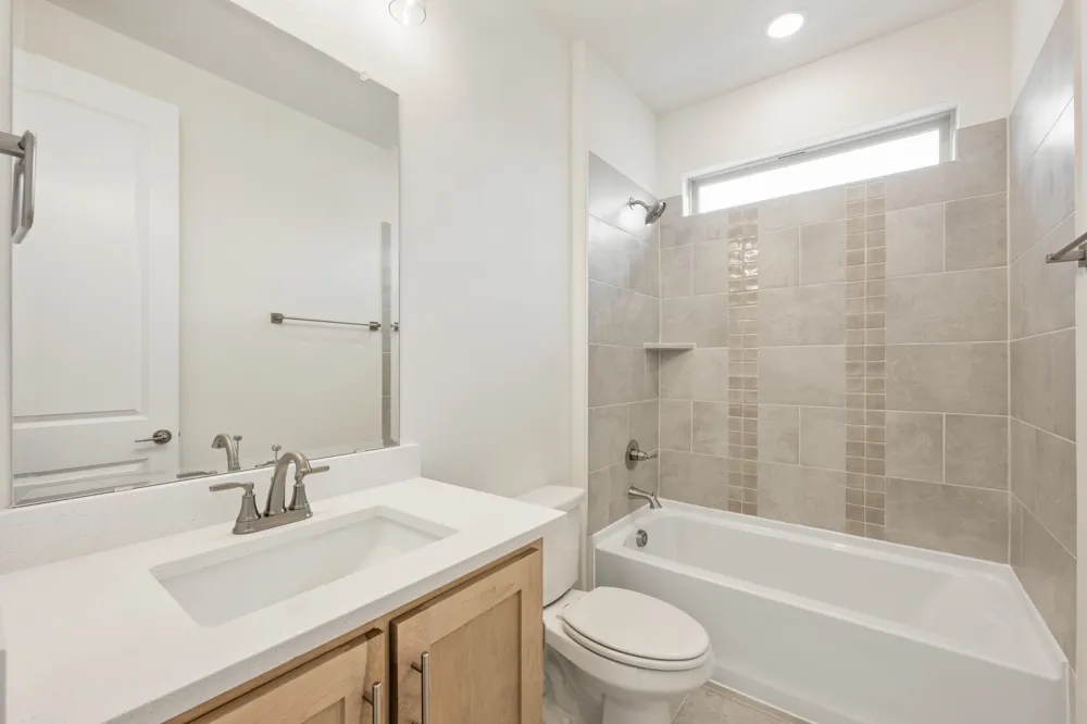 2300 Legacy Oaks Lane Bedford, TX 76021