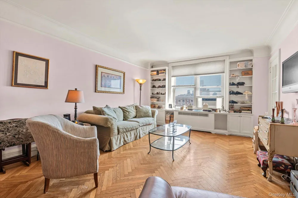 390 Riverside Drive #12AC New York (Manhattan), NY 10025
