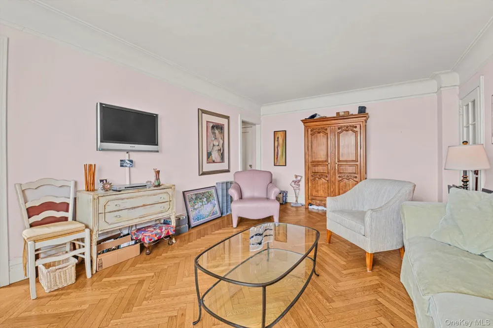390 Riverside Drive #12AC New York (Manhattan), NY 10025