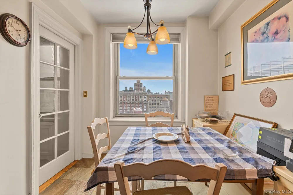 390 Riverside Drive #12AC New York (Manhattan), NY 10025