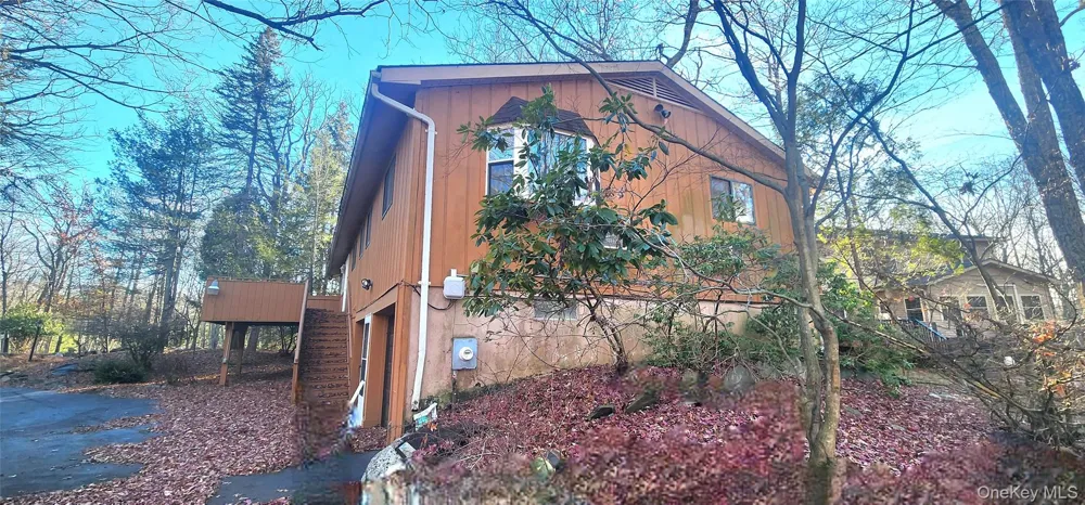 63 Pebble Path Rock Hill, NY 12775