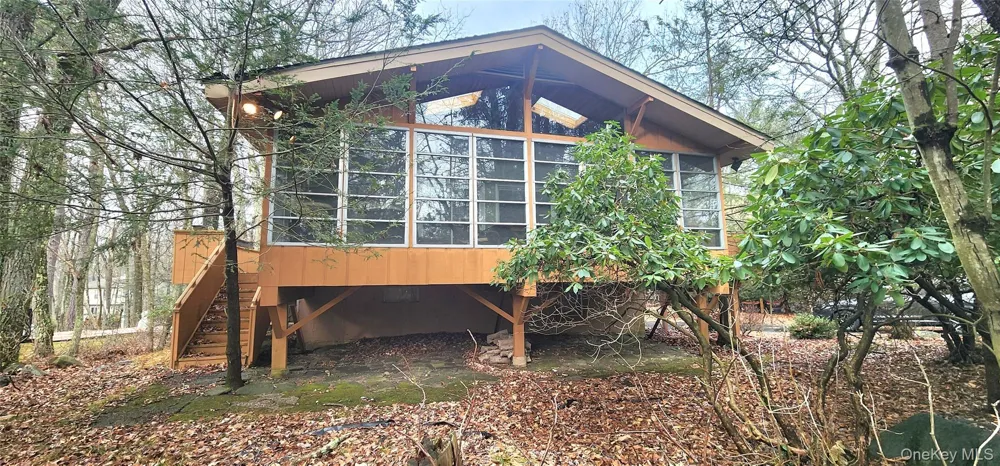 63 Pebble Path Rock Hill, NY 12775