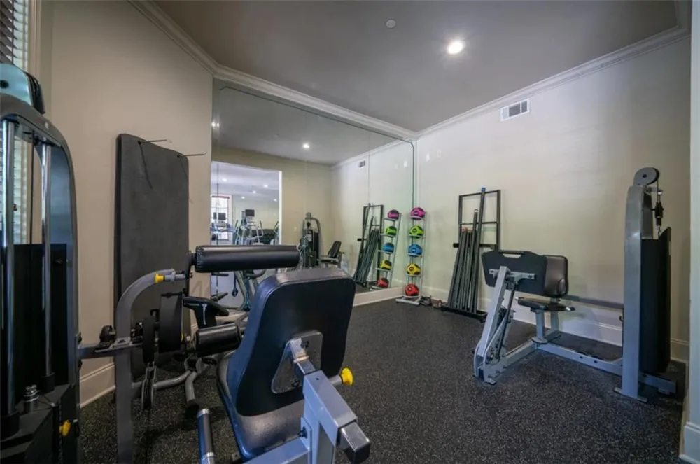 1000 Ashwood Parkways #1409 Dunwoody, GA 30338
