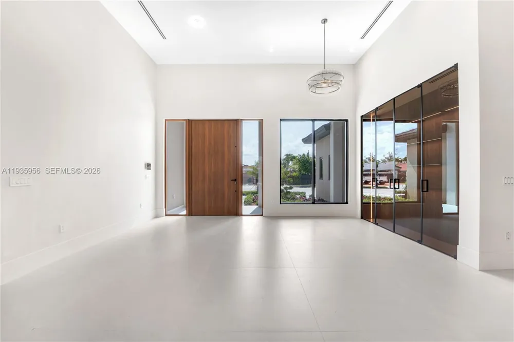 1130 SW 86th Ct Miami, FL 33144