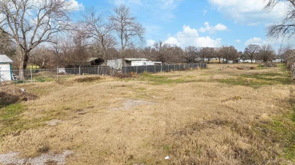 11709 Terry Drive Balch Springs, TX 75180
