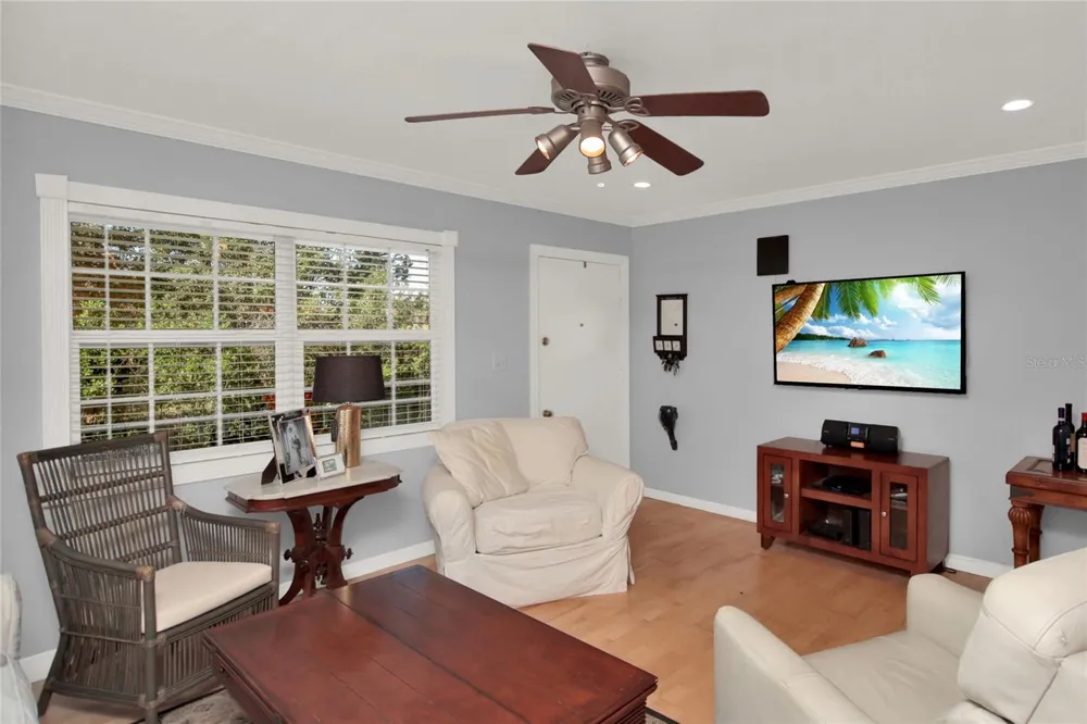 2500 LEE RD. #222 Winter Park, FL 32789