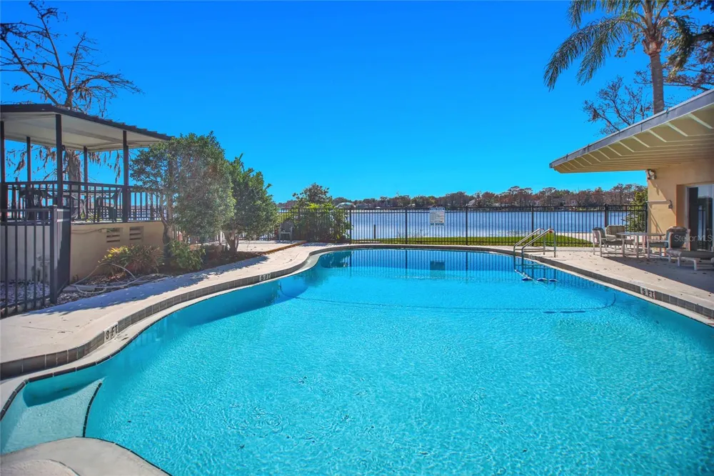 2500 LEE RD. #222 Winter Park, FL 32789