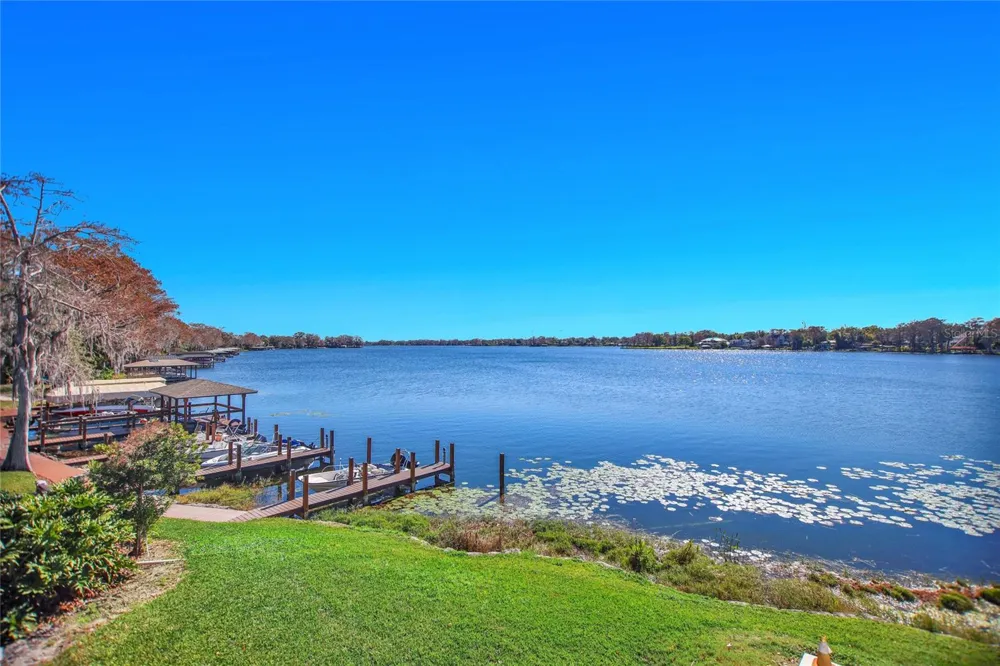 2500 LEE RD. #222 Winter Park, FL 32789