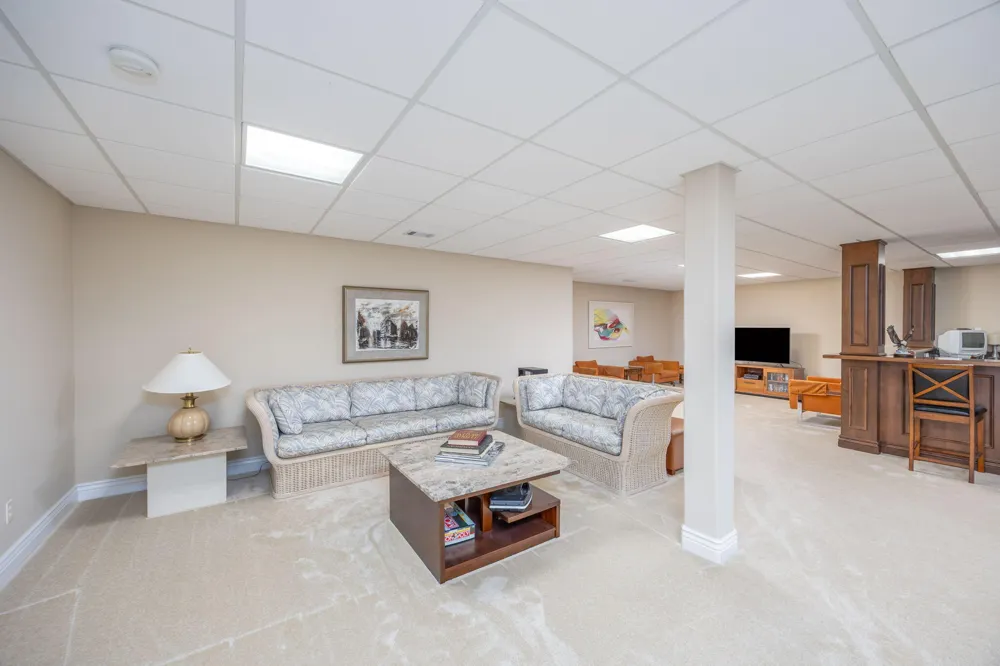 12083 Tullymore Drive Stanwood, MI 49346