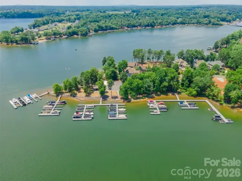 2021 Gladelynn Court