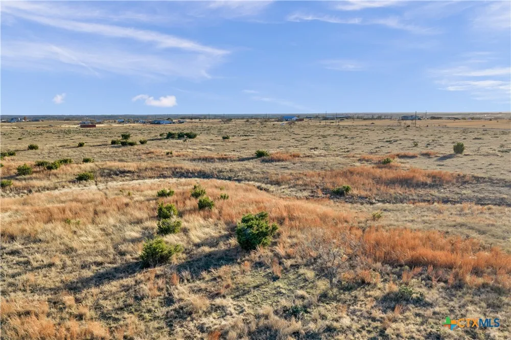11064 County Road 210 Bertram, TX 78605