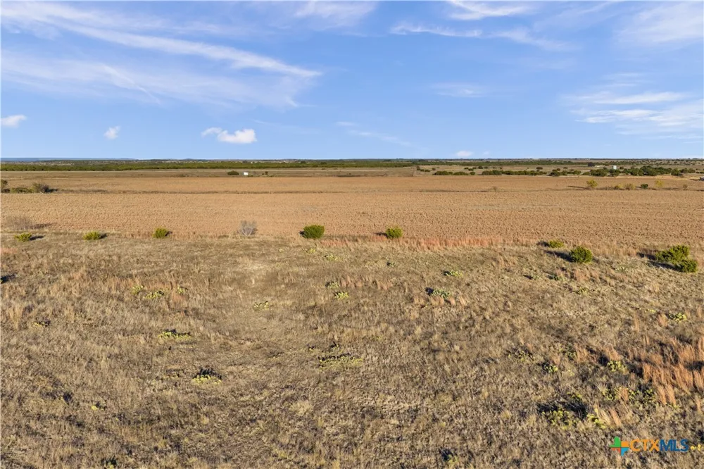 11064 County Road 210 Bertram, TX 78605