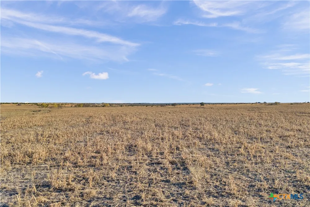 11064 County Road 210 Bertram, TX 78605