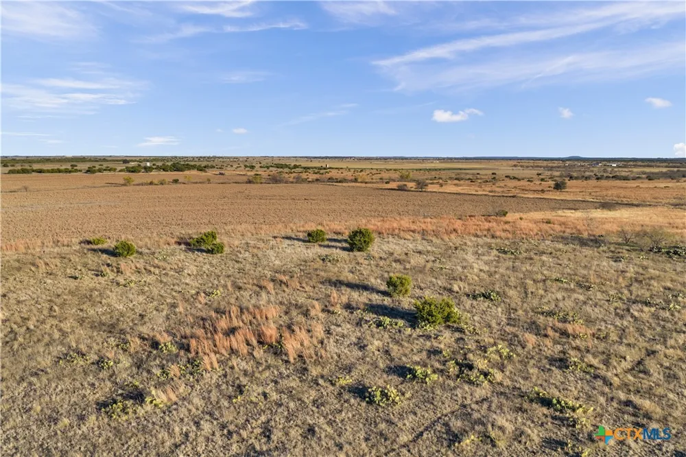 11064 County Road 210 Bertram, TX 78605