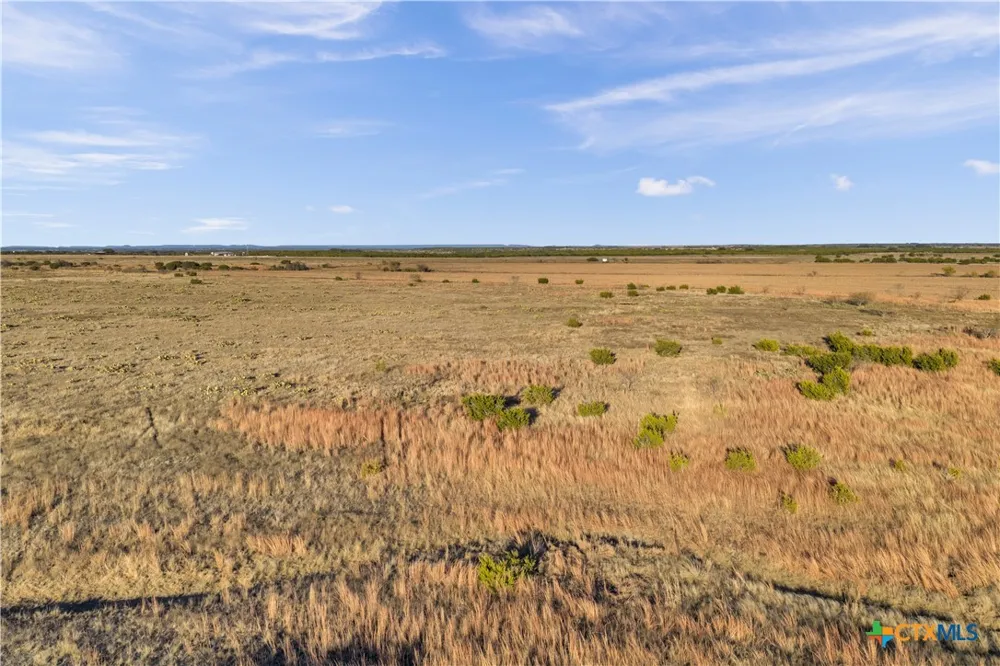 11064 County Road 210 Bertram, TX 78605