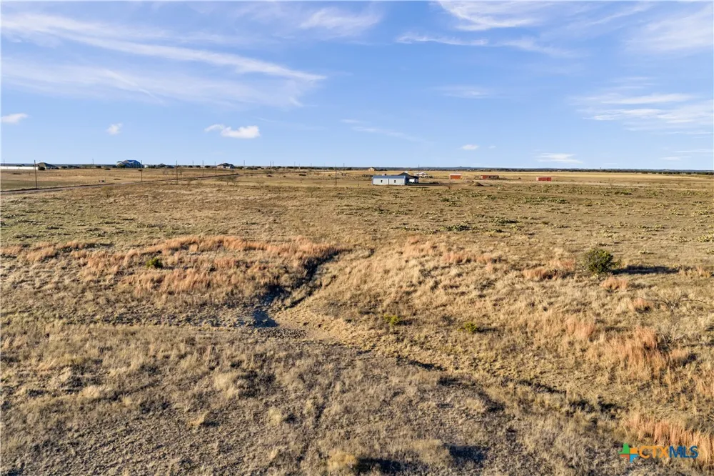 11064 County Road 210 Bertram, TX 78605
