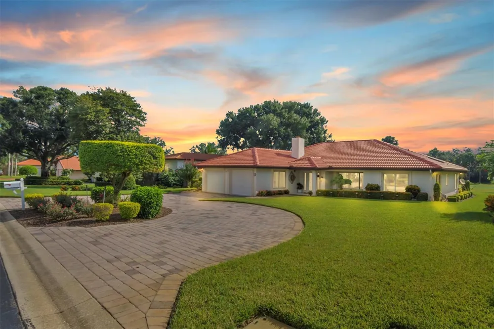 517 CLUBHOUSE DRIVE Lake Wales, FL 33898