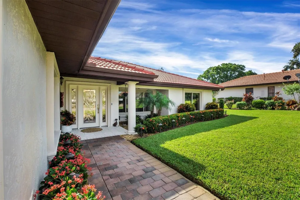 517 CLUBHOUSE DRIVE Lake Wales, FL 33898