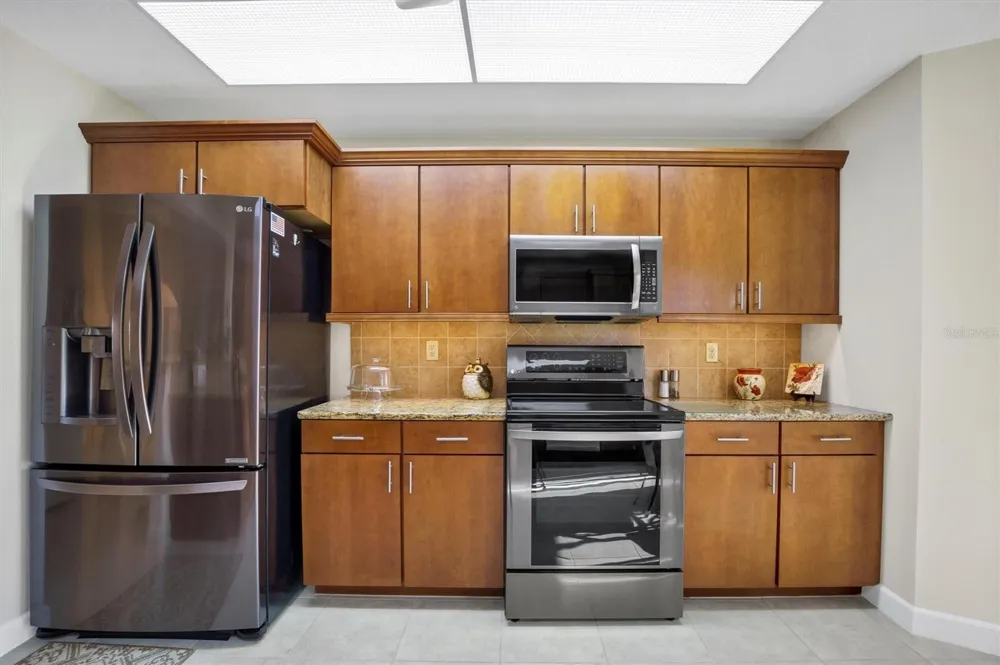 517 CLUBHOUSE DRIVE Lake Wales, FL 33898