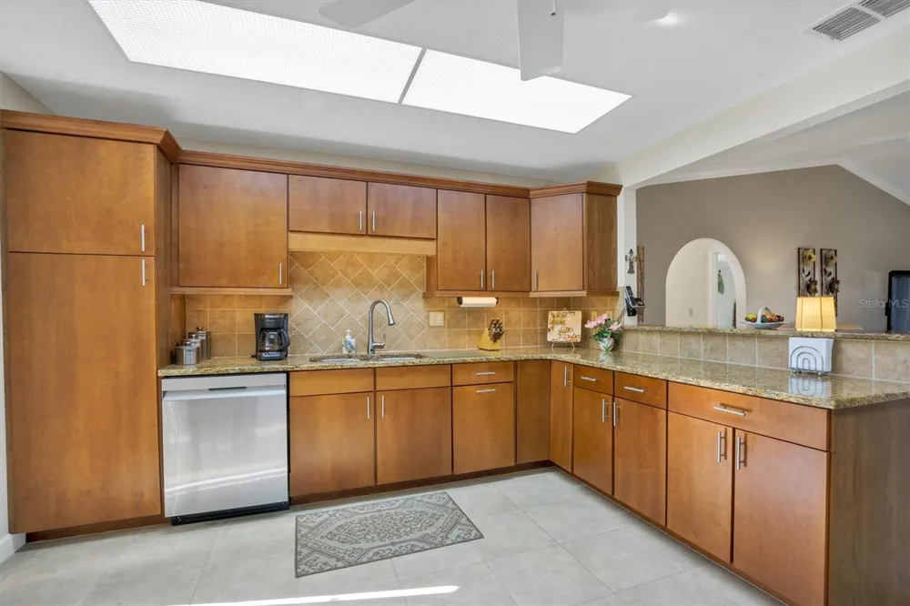 517 CLUBHOUSE DRIVE Lake Wales, FL 33898