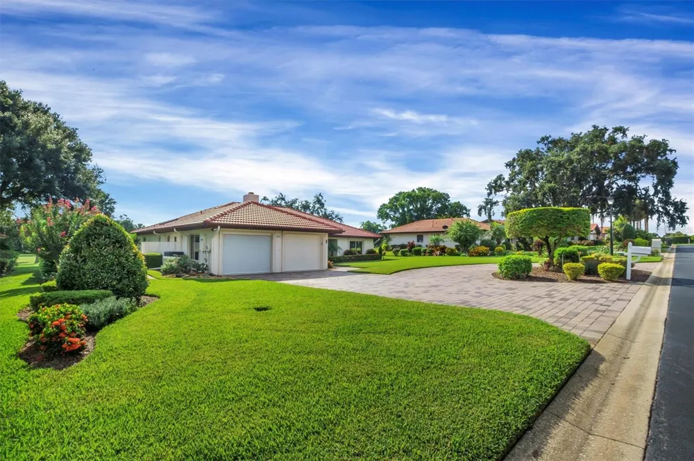 517 CLUBHOUSE DRIVE Lake Wales, FL 33898