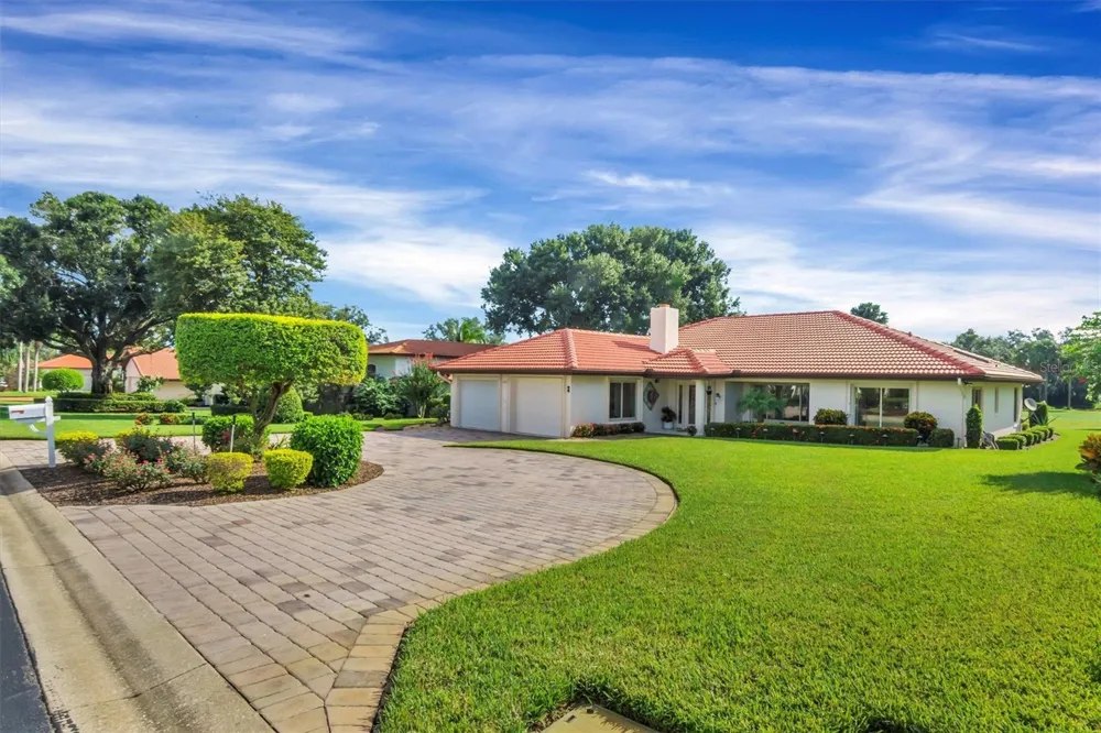 517 CLUBHOUSE DRIVE Lake Wales, FL 33898
