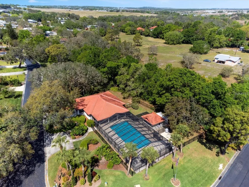 517 CLUBHOUSE DRIVE Lake Wales, FL 33898
