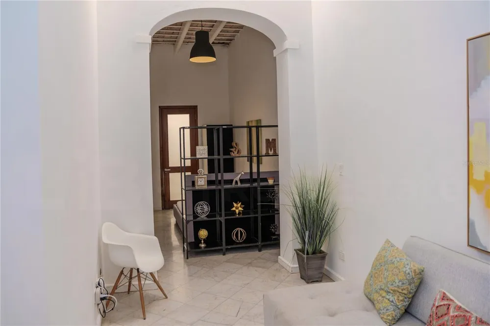 152 SOL STREET Old San Juan, PR 00901