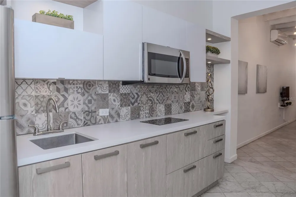 152 SOL STREET Old San Juan, PR 00901